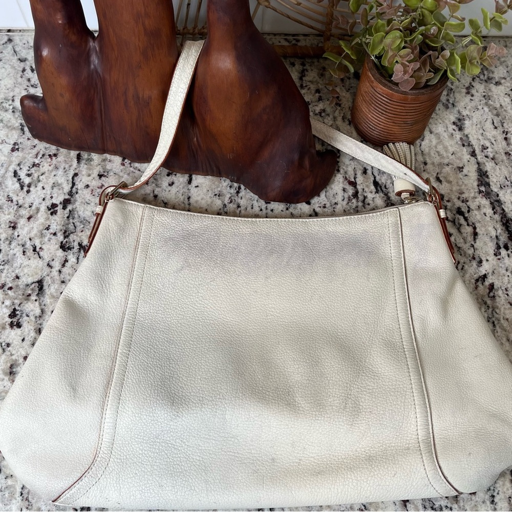 Distressed Kate Spade Leather Hobo - Picture 9 of 16